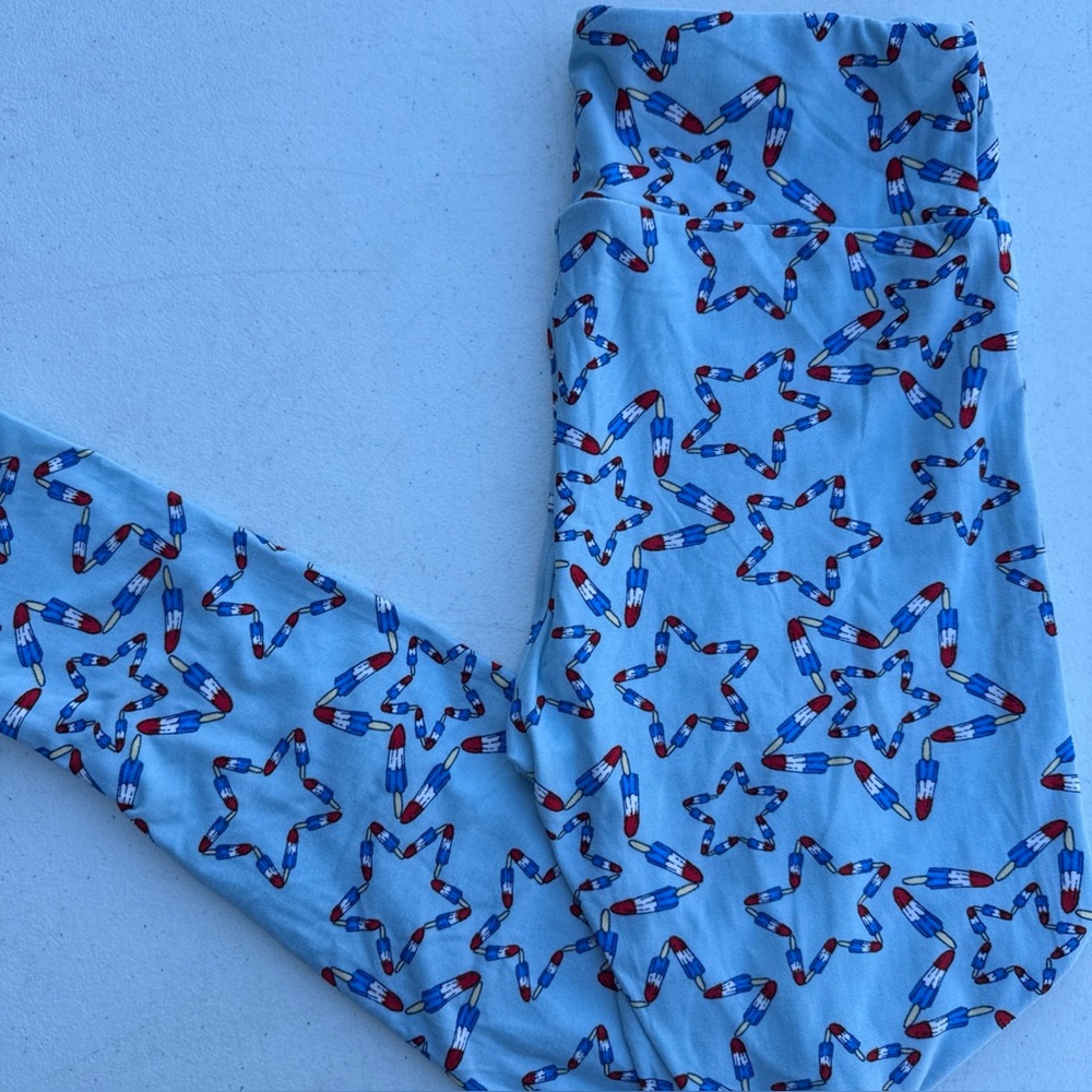 NWOT LuLaRoe OS One Size Blue Star BombPop Pattern Leggings